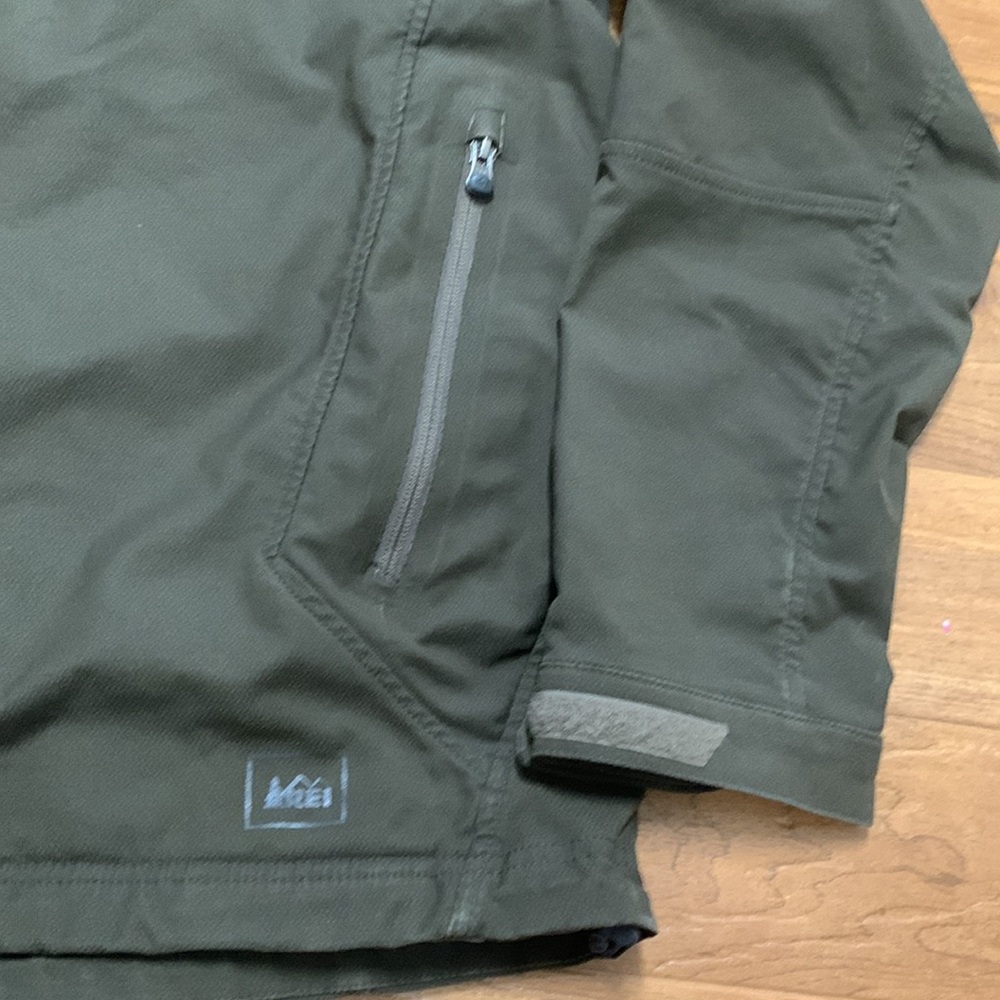 REI Jacket - Picture 6 of 8